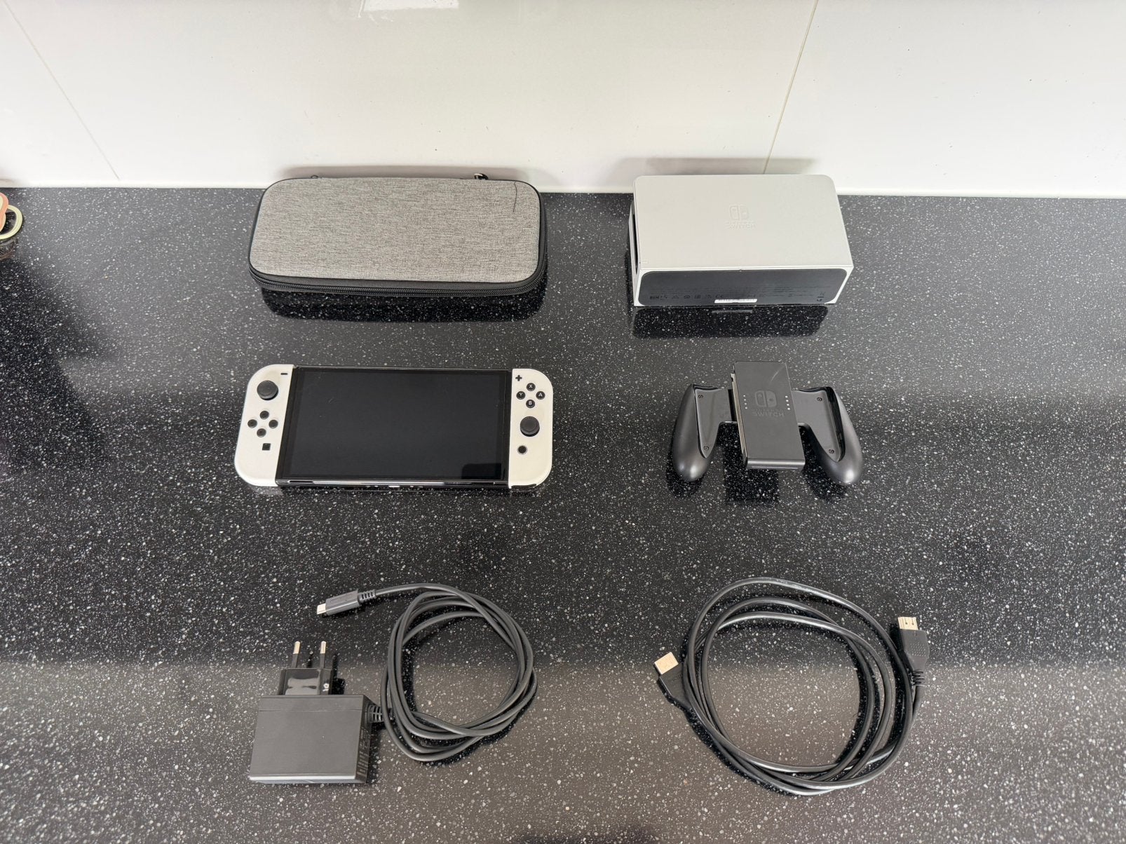 Nintendo Switch OLED | Compleet | Spellen | Accessoires, Spelcomputers en Games, Spelcomputers | Nintendo Switch, Switch OLED