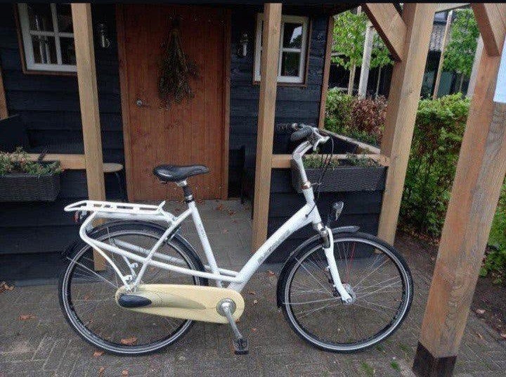 Damesfiets 28 inch, Fietsen en Brommers, Fietsen | Dames | Damesfietsen, Ophalen, Gebruikt, Batavus, Versnellingen