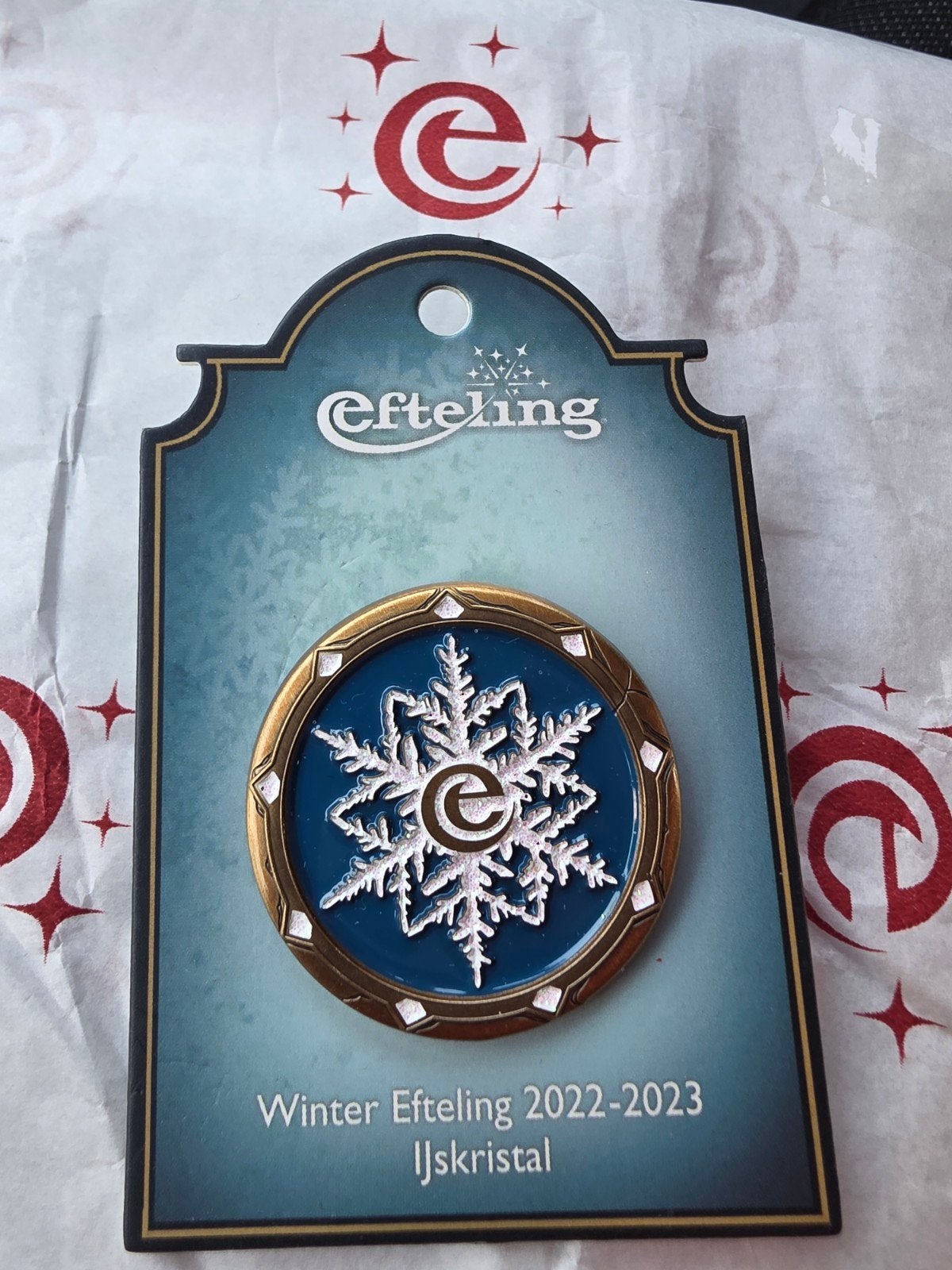 Efteling Winter Efteling 2022-2023 IJskristal Pin, Verzamelen, Efteling, Ophalen of Verzenden