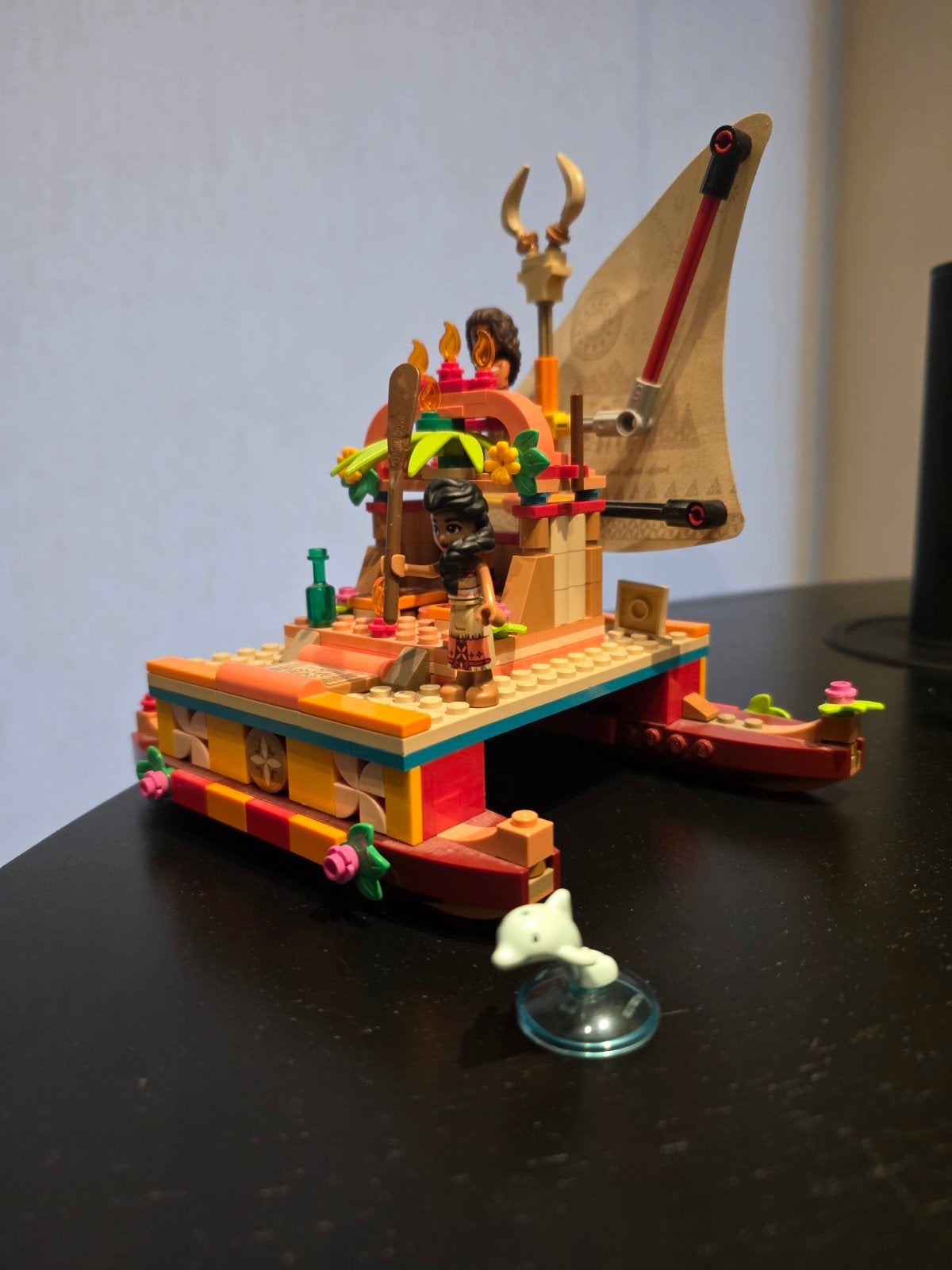 LEGO 43210 Vaiana's Ontdekkingsboot met handleiding, Ophalen of Verzenden, Zo goed als nieuw