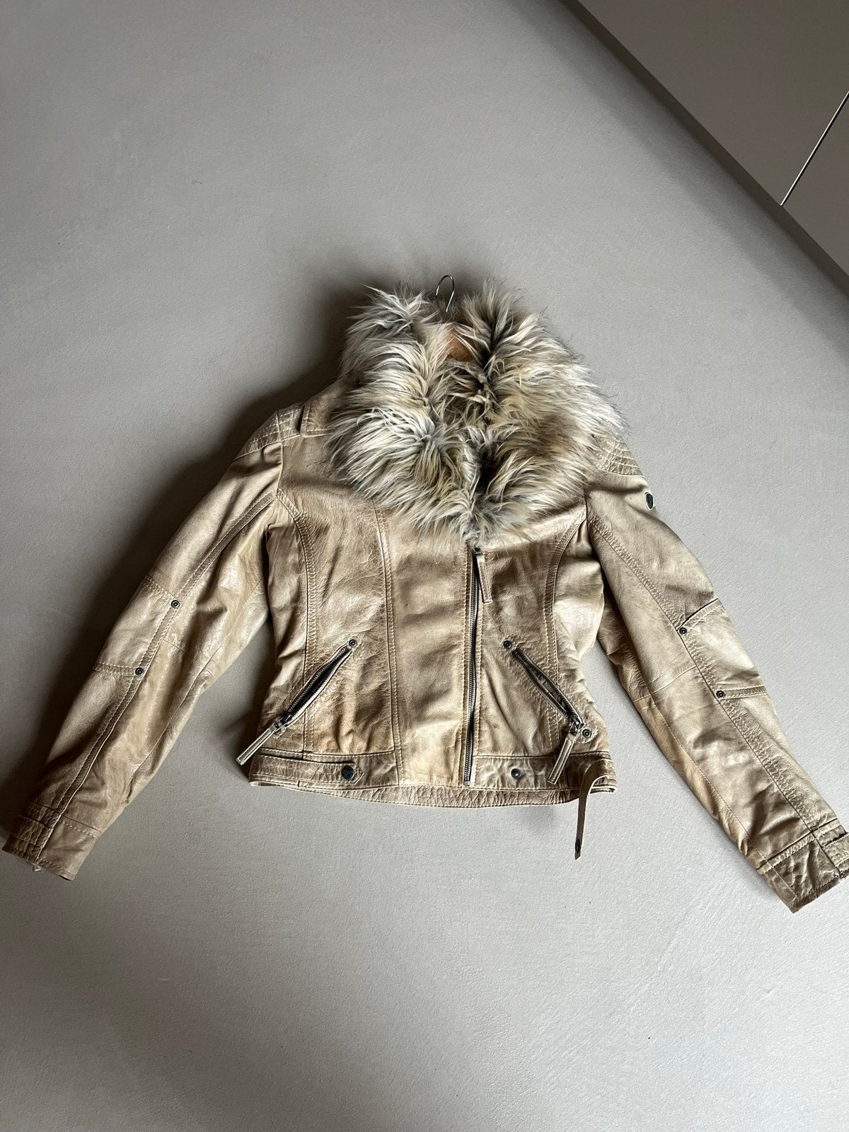 Gipsy leren jas met bontkraag - Maat M, Ophalen of Verzenden, Gedragen, Maat 38/40 (M), Beige