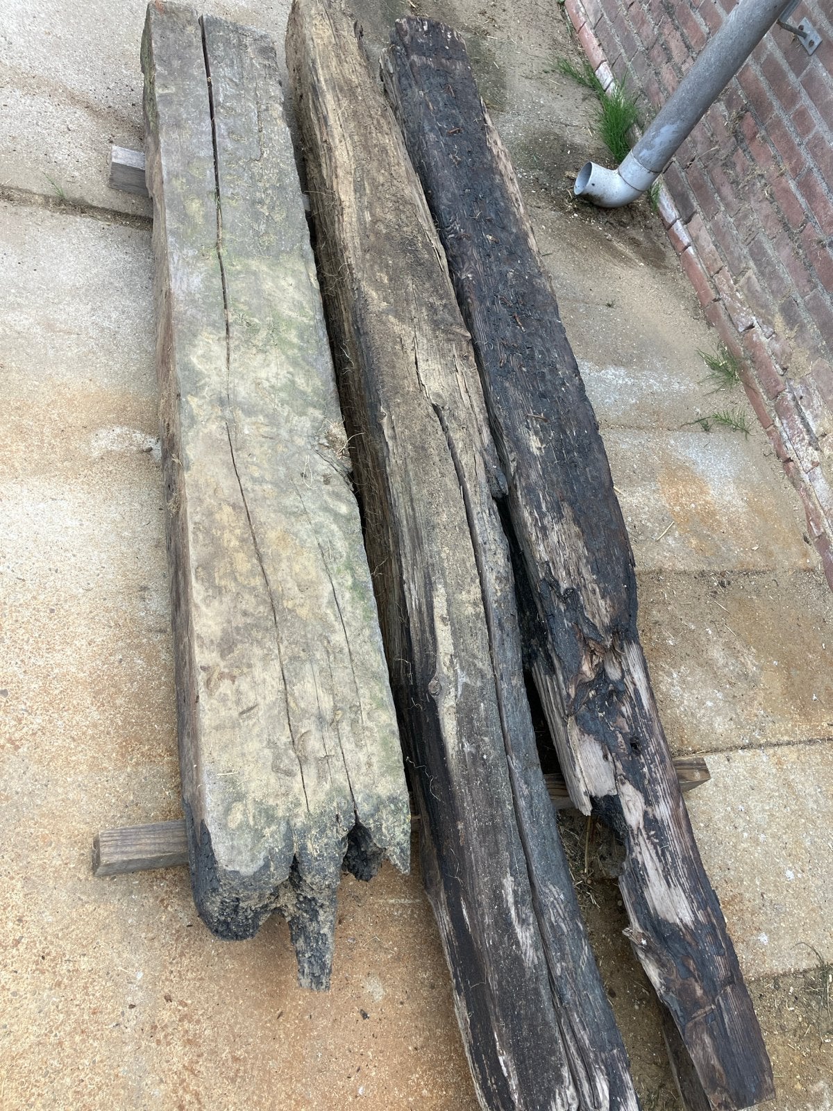 Oude houten balken - robuust en karaktervol, Ophalen, Gebruikt, 200 tot 250 cm, 50 mm of meer
