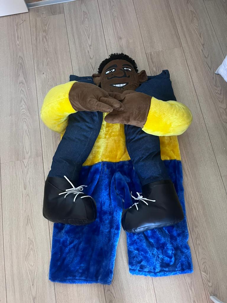 Carnavals outfit, Ophalen, Gedragen, Carnaval