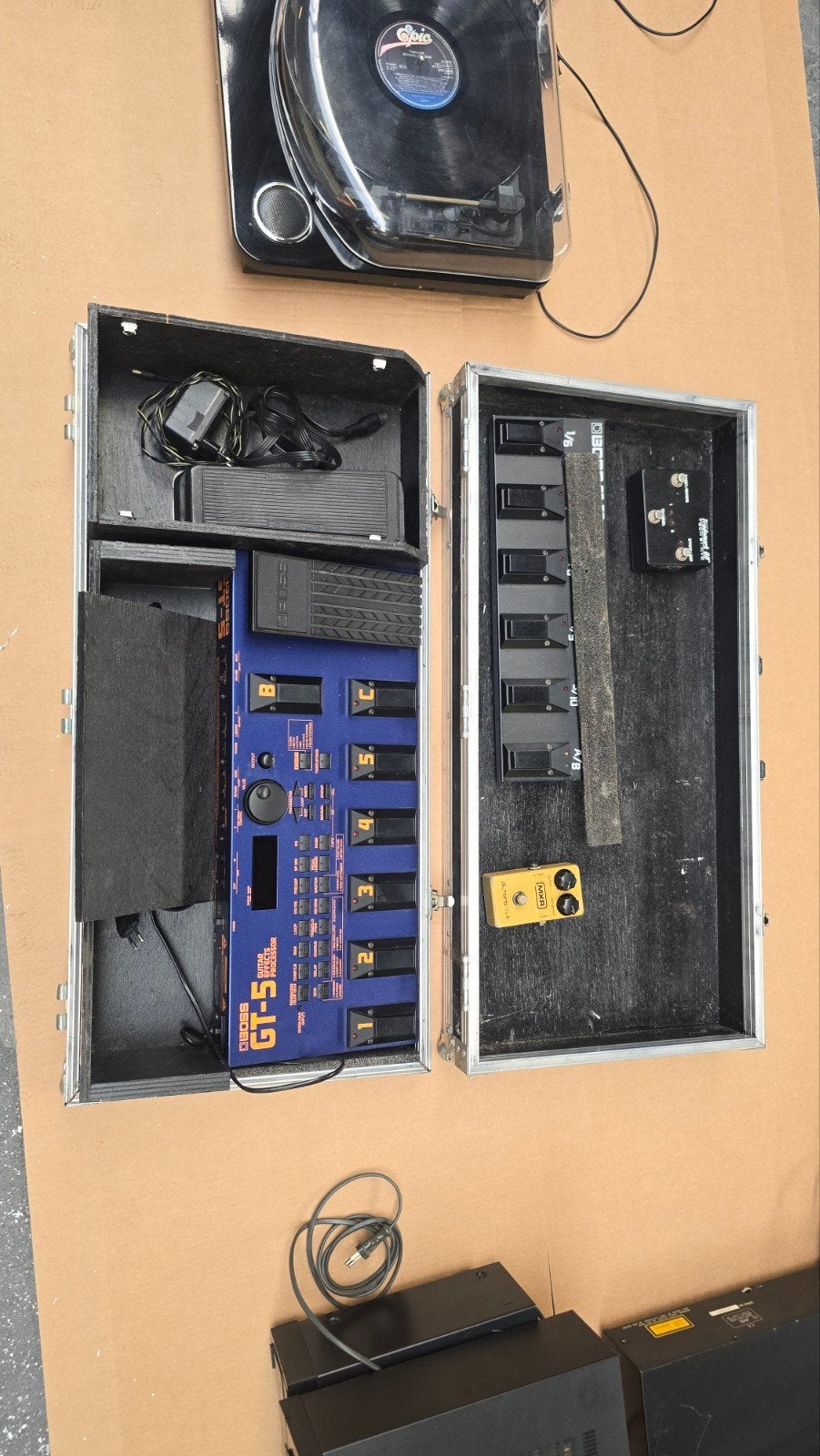 Boss GT-5 Multi-Effect Processor met FC-50 Voetcontroller, Muziek en Instrumenten, Effecten, Ophalen of Verzenden, Gebruikt, Multi-effect