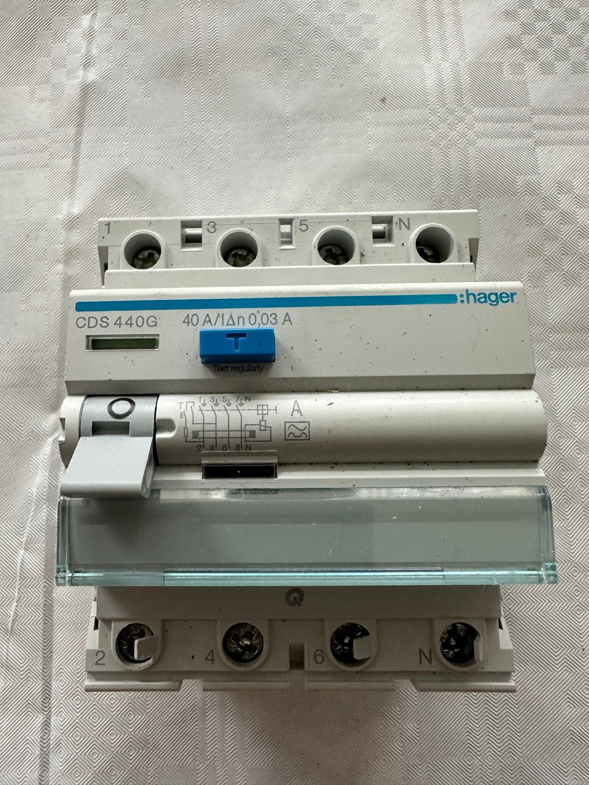 Hager Aardlekschakelaar CDS 440G 40A 0.03A, Gebruikt, Hager nederland, Info@hager.nl, Aardlekschakelaar