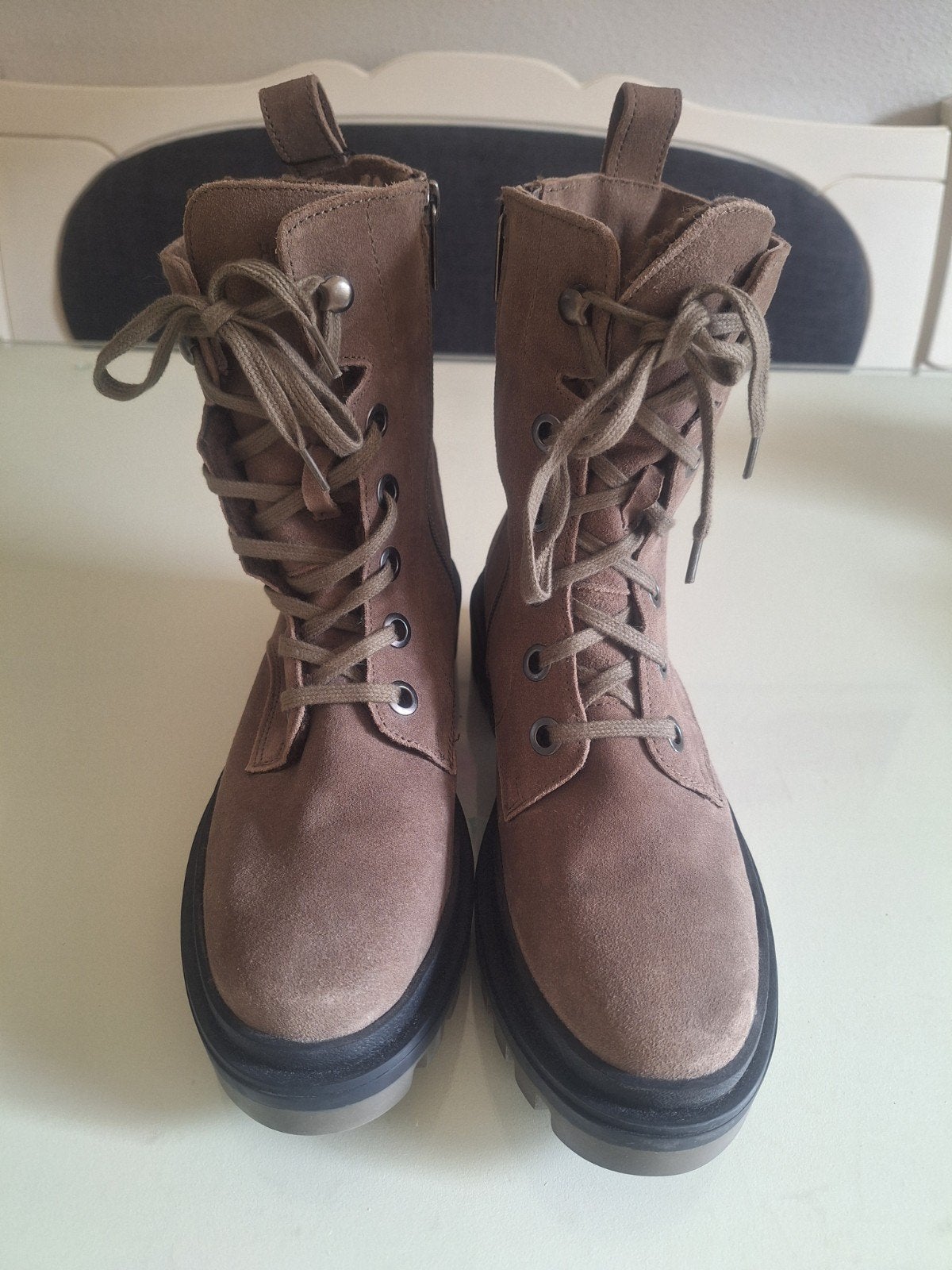 Nieuwe Hush Puppies laarzen maat 39, Bruin, Lage of Enkellaarzen, Nieuw, Ophalen of Verzenden