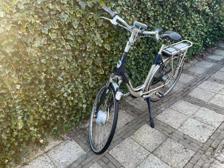 Gazelle elektrische fiets met accu (slecht werkend), Ophalen, Gebruikt, Minder dan 30 km per accu, Gazelle