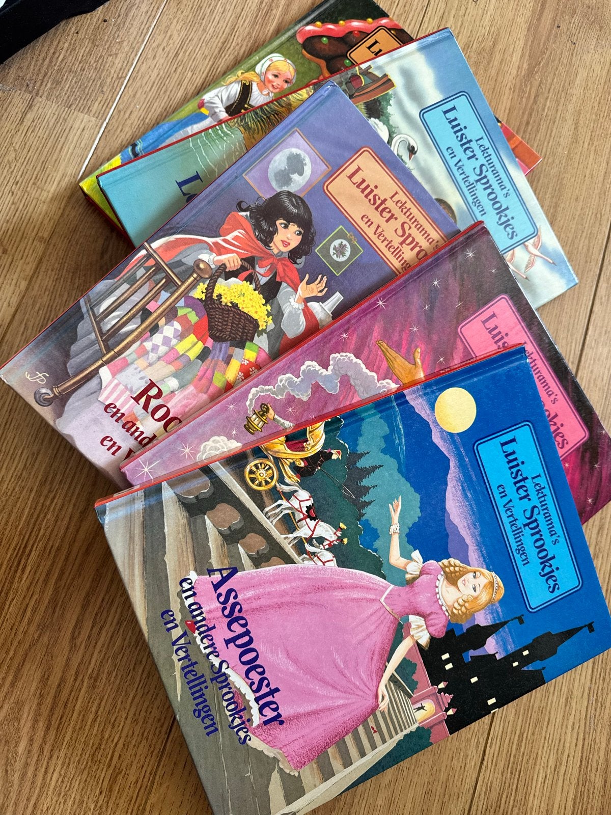 Lekturama's Luister Sprookjes  - 5 boeken, Boeken, Sprookjes en Fabels, Ophalen, Gelezen