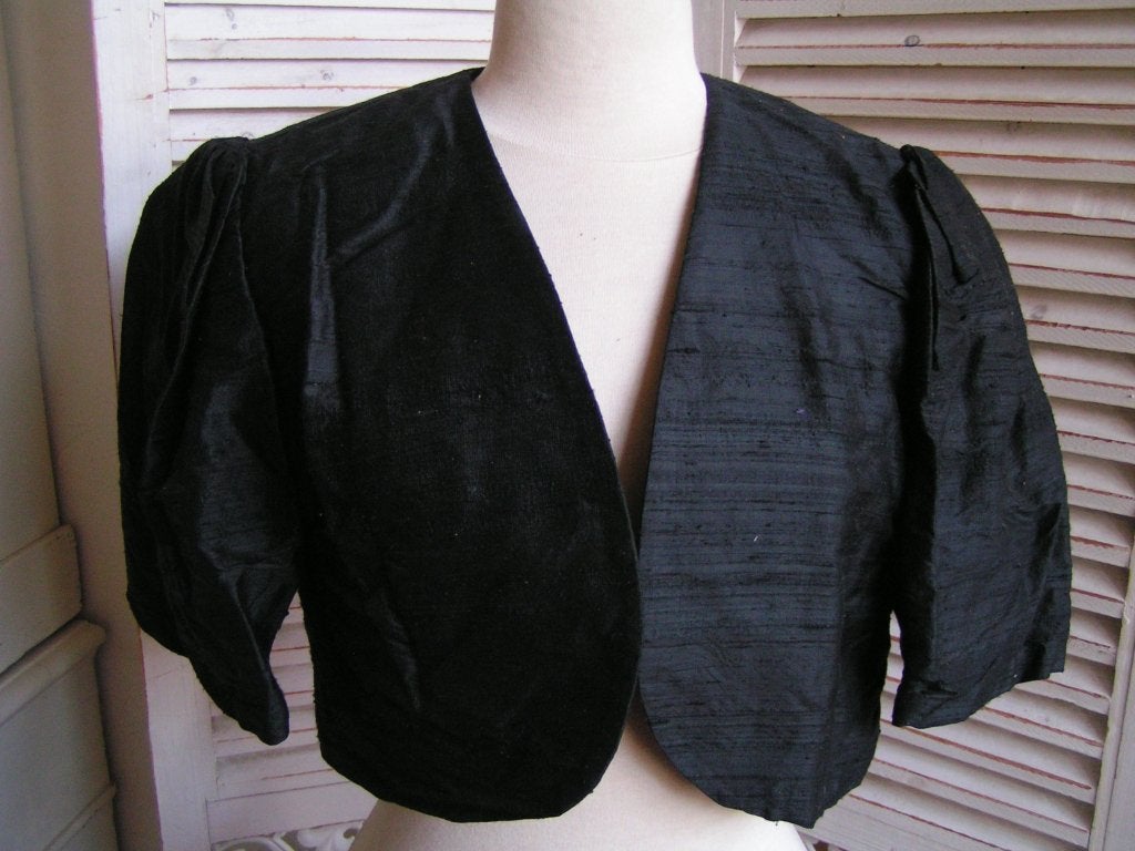 zwart bolero jaren 80 zijden jasje nr AA 1367, Maat 38/40 (M), Verzenden, Zwart, Zo goed als nieuw
