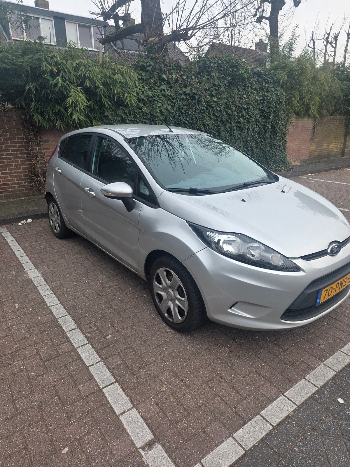 Ford Fiësta 1.25 44KW 5DR 2011 Grijs, Auto's, Voorwielaandrijving, 40 €/maand, 1242 cc, 4 cilinders