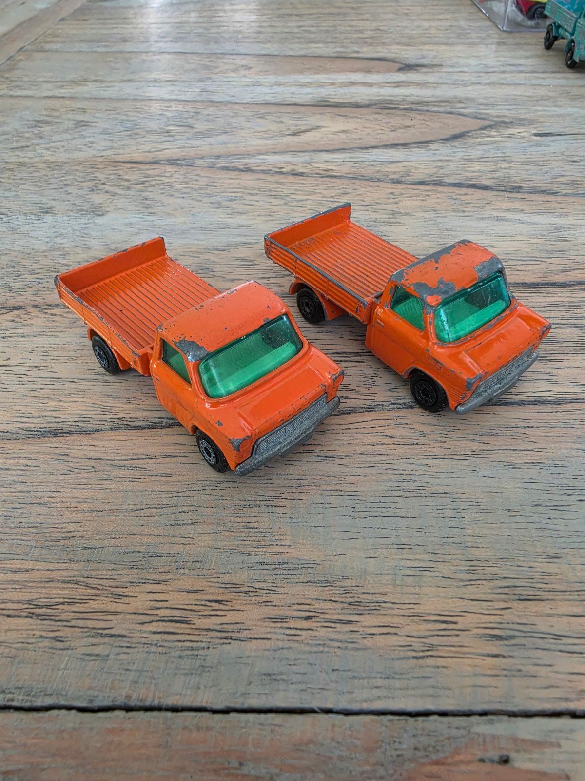 Matchbox Ford Transit 2x, Ophalen of Verzenden, Gebruikt, Auto, Matchbox