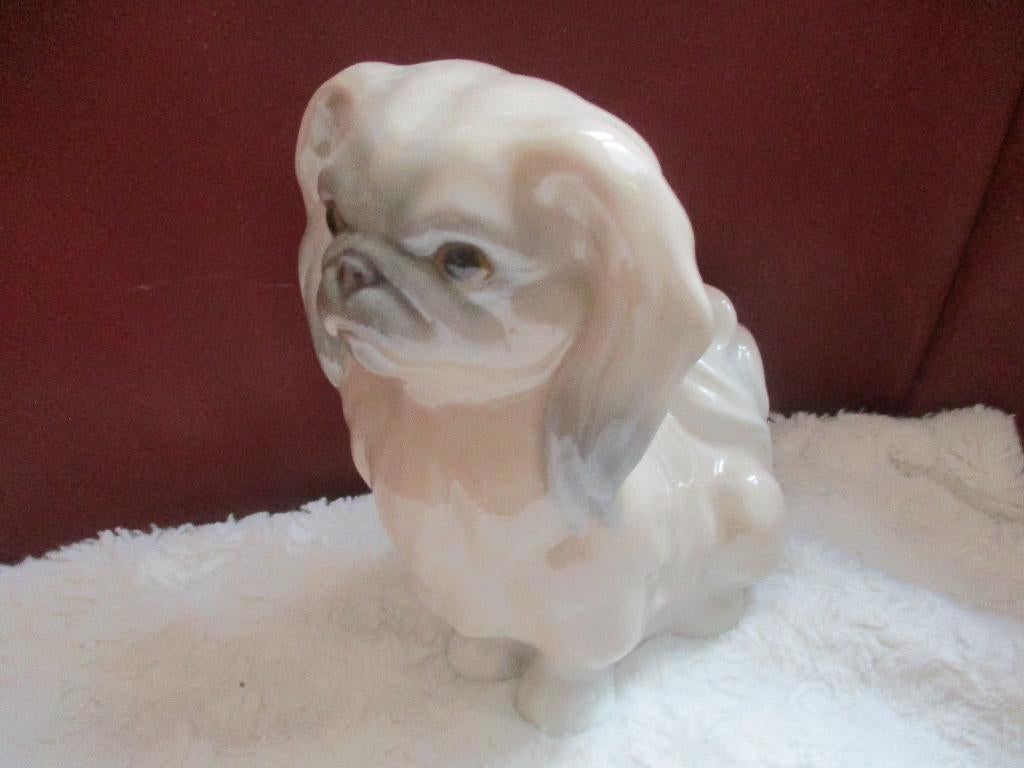 Beeld Pekinees Lladro, Ophalen of Verzenden, Zo goed als nieuw, Dier