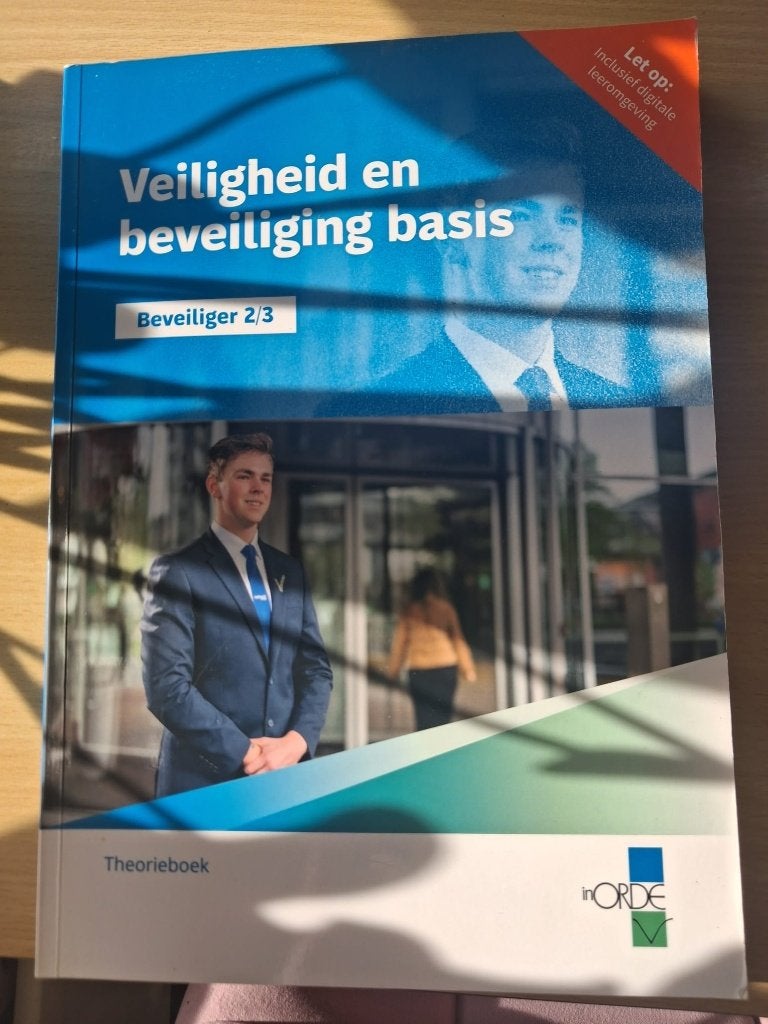 Boeken voor opleiding tot beveiliger, Ophalen of Verzenden, Zo goed als nieuw, Overige niveaus, Overige vakken