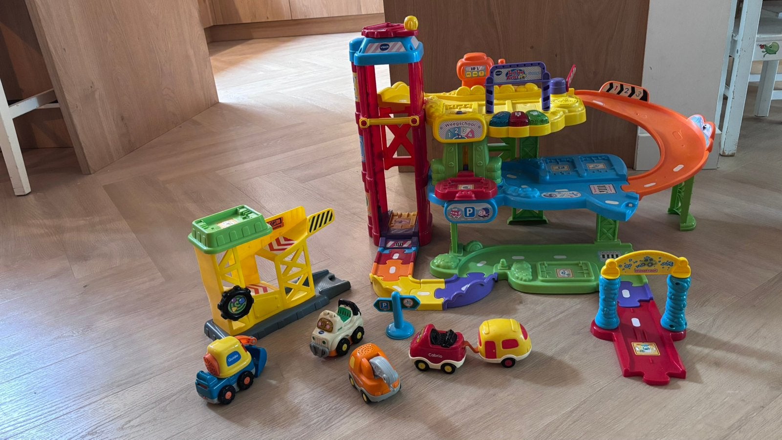 Toet toet autos / Zoef zoef dieren, Kinderen en Baby's, Speelgoed | Vtech, Ophalen, Zo goed als nieuw, 2 tot 4 jaar