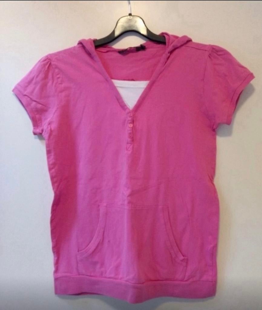 Roze shirt met capuchon. Maat M. Once, Kleding | Dames, T-shirts, Maat 38/40 (M), Ophalen of Verzenden, Zo goed als nieuw, Korte mouw