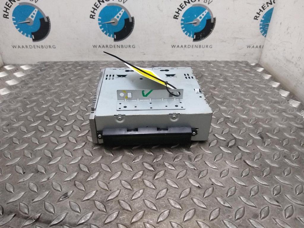 VOLVO V50 1.8 ELITE  RADIO 2005, Ophalen of Verzenden, Gebruikt, Stiba lid