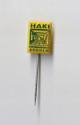kunststof speld Schoonmaakbedrijf Haki, Arnhem, Verzenden, Overige onderwerpen, Speldje of Pin