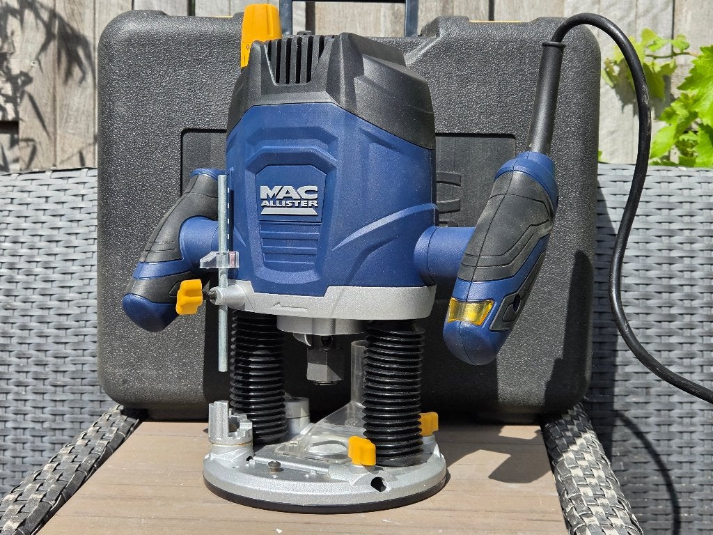 MAC Allister Bovenfrees MRO1500A, Doe-het-zelf en Verbouw, Gereedschap | Freesmachines, Ophalen, Gebruikt, Bovenfrees, Mac Allister