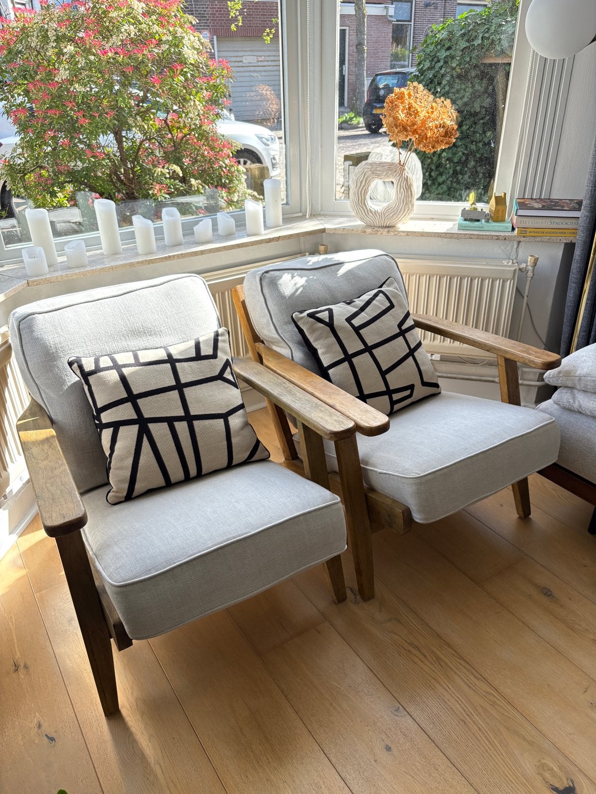 2 Rivièra Maison fauteuils Scandinavisch design, Ophalen, 75 tot 100 cm, Zo goed als nieuw, 50 tot 75 cm