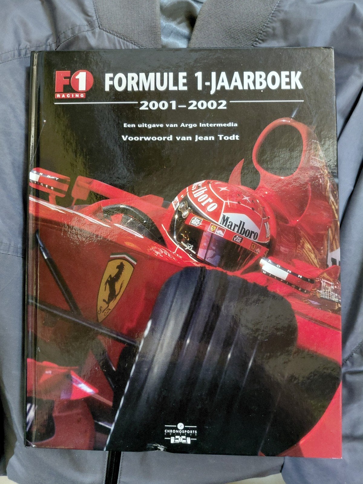 F1 Formule 1-Jaarboek 2001-2002 - Michael Schumacher, Ophalen of Verzenden, Zo goed als nieuw, Ferrari, Argo Intermedia