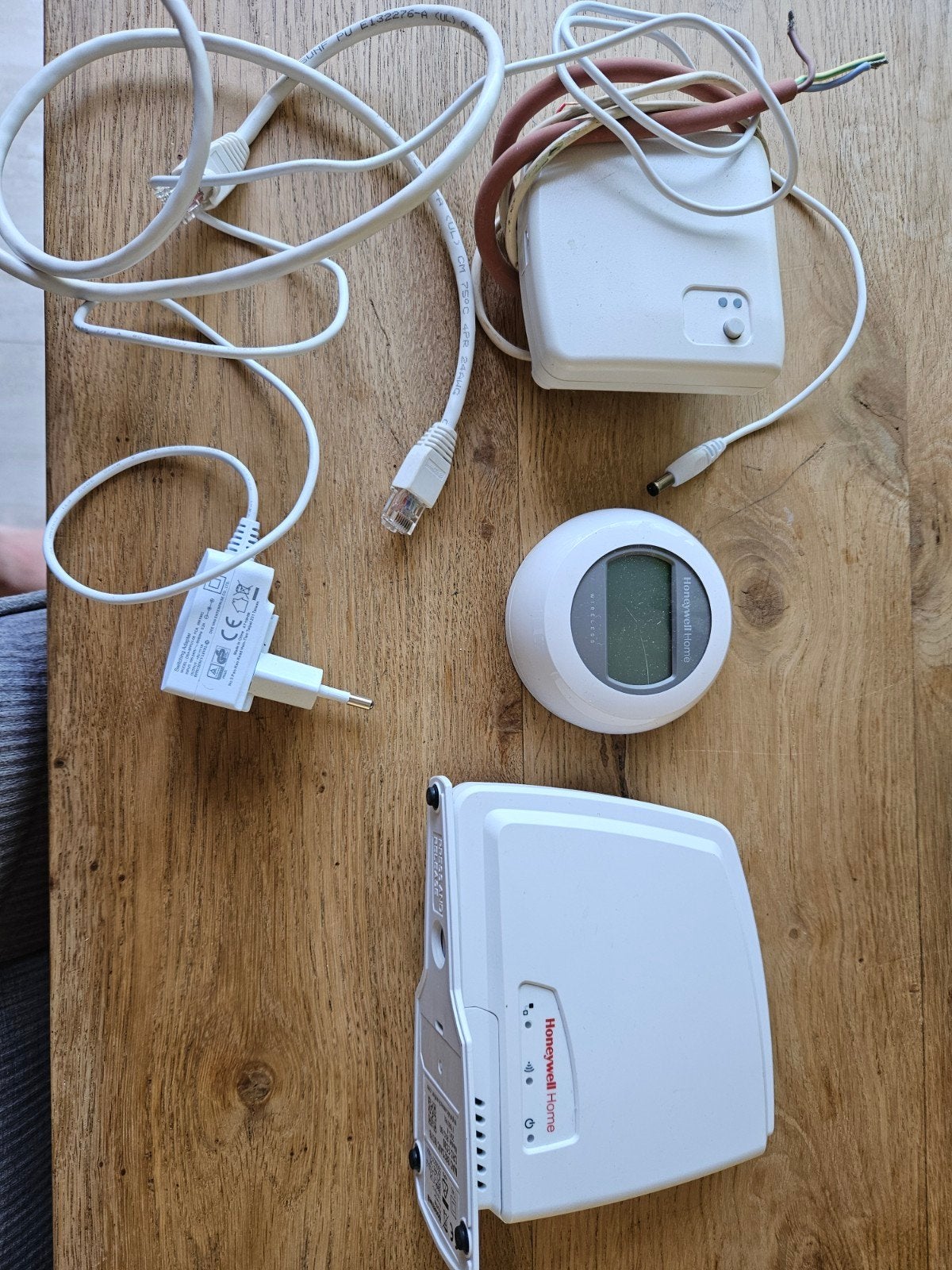 honeywell draadloze thermostaat met wifi, Ophalen, Zo goed als nieuw