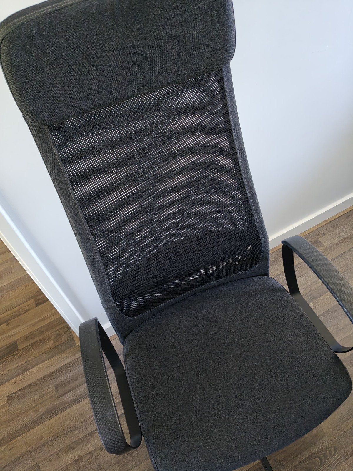 IKEA MARKUS bureaustoel in Vissle donkergrijs, Huis en Inrichting, Bureaustoelen, Ophalen, Grijs, Bureaustoel, Ergonomisch