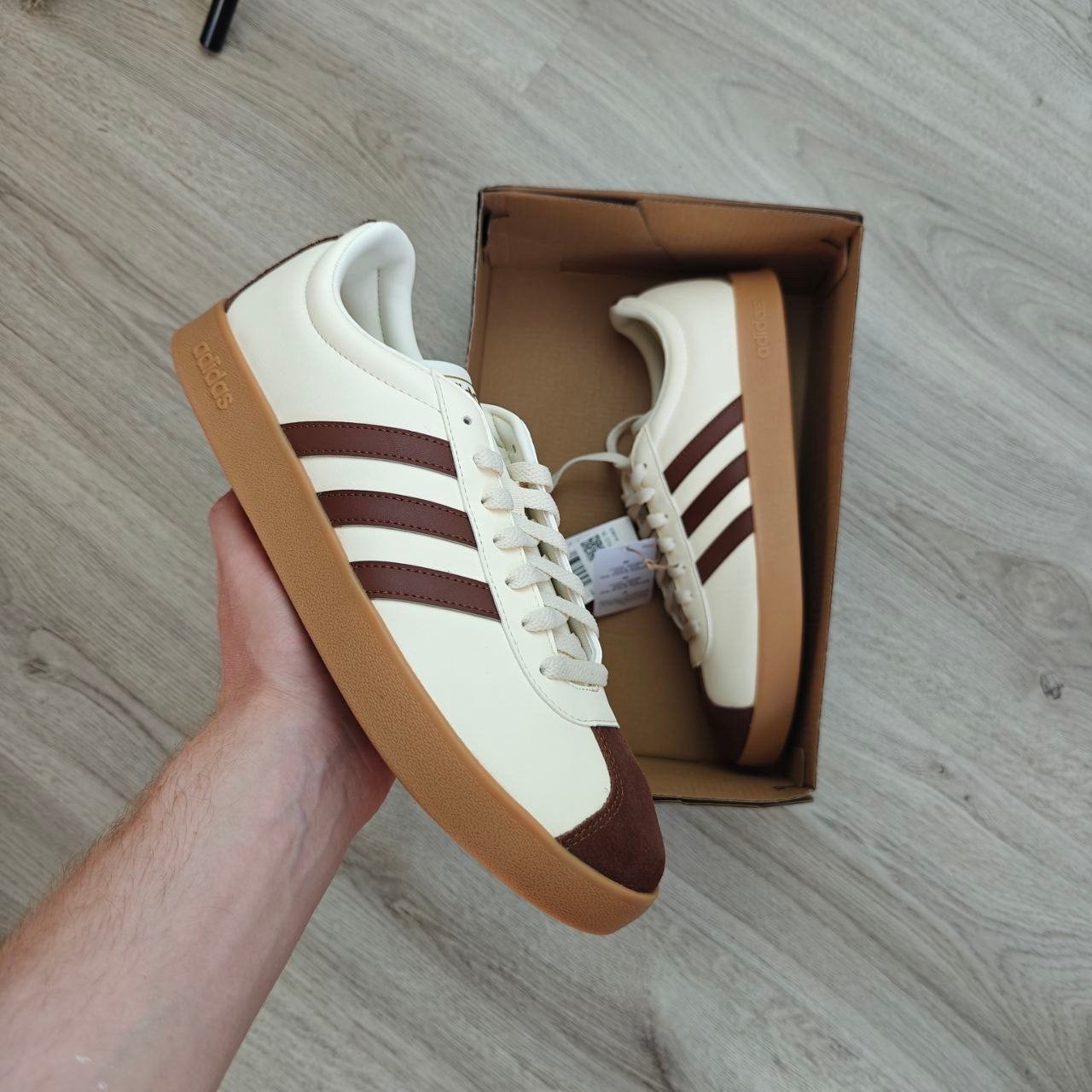 adidas VL Court 3.0 - EU 46 ID6016, Kleding | Heren, Schoenen, Bruin, Verzenden, Nieuw, Sneakers of Gympen