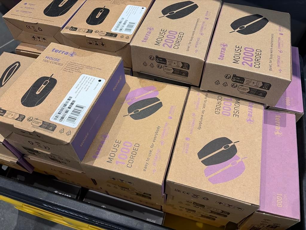 Nieuw in verpakking: 65 Terra bedrade muizen, Computers en Software, Muizen, Ophalen, Muis, Rechtshandig, Nieuw