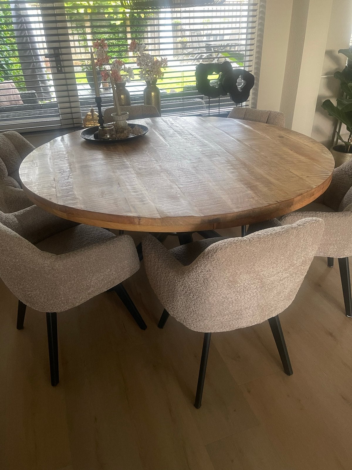 Ronde mangohouten eettafel met spinpoot, Ophalen, 100 tot 150 cm, Rond, Zo goed als nieuw
