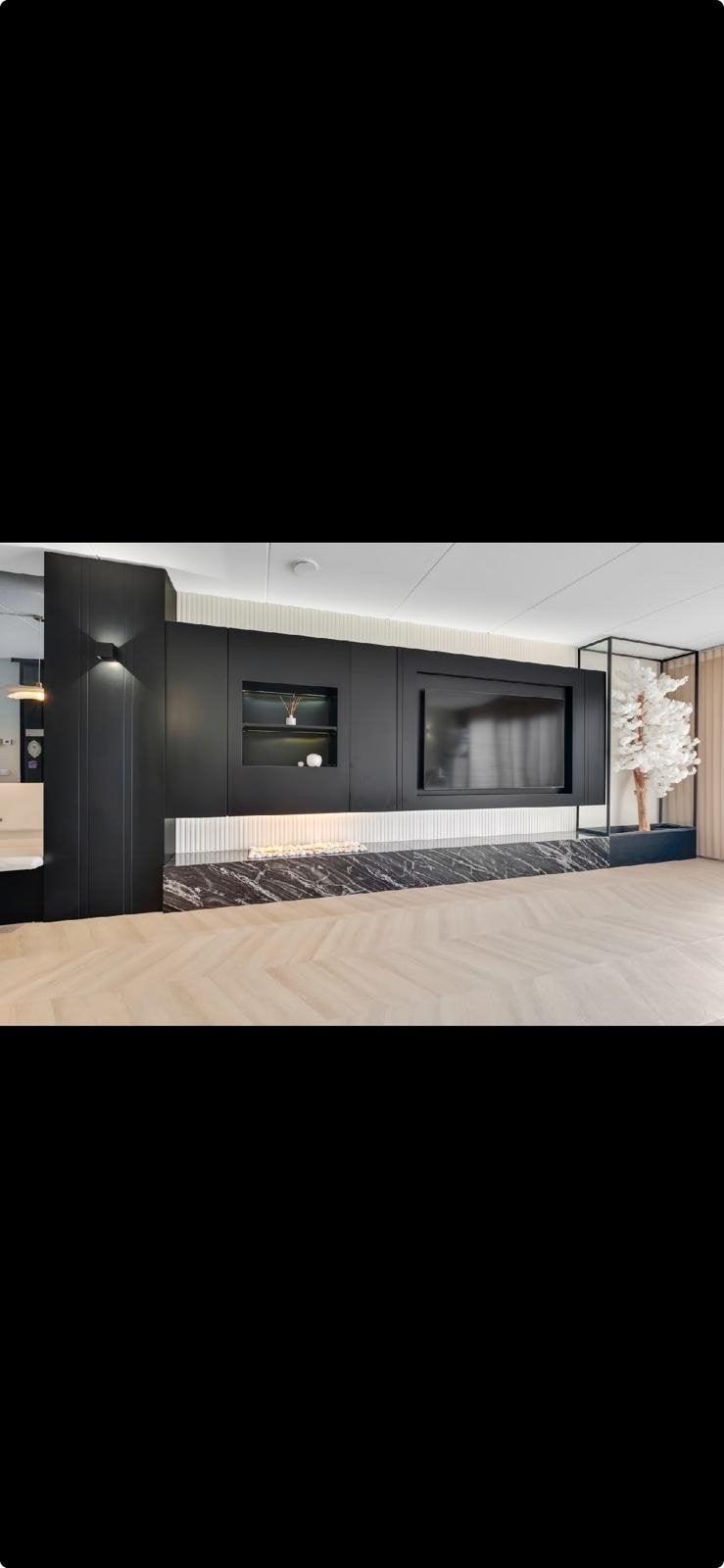 Moderne Cinewall