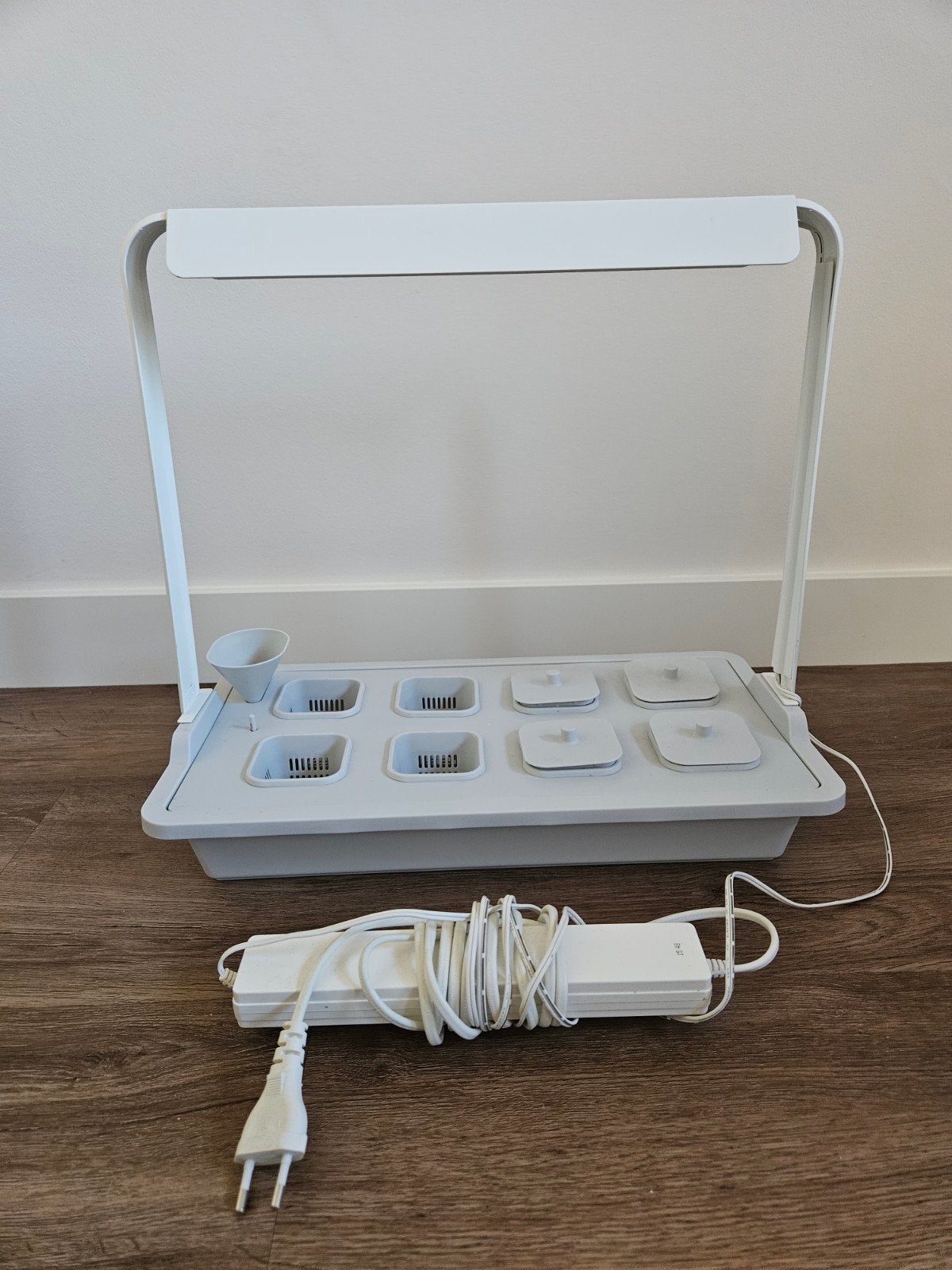 Slimme binnenkweekset met LED-groeilamp IKEA, Tuin en Terras, Kweekspullen, Ophalen
