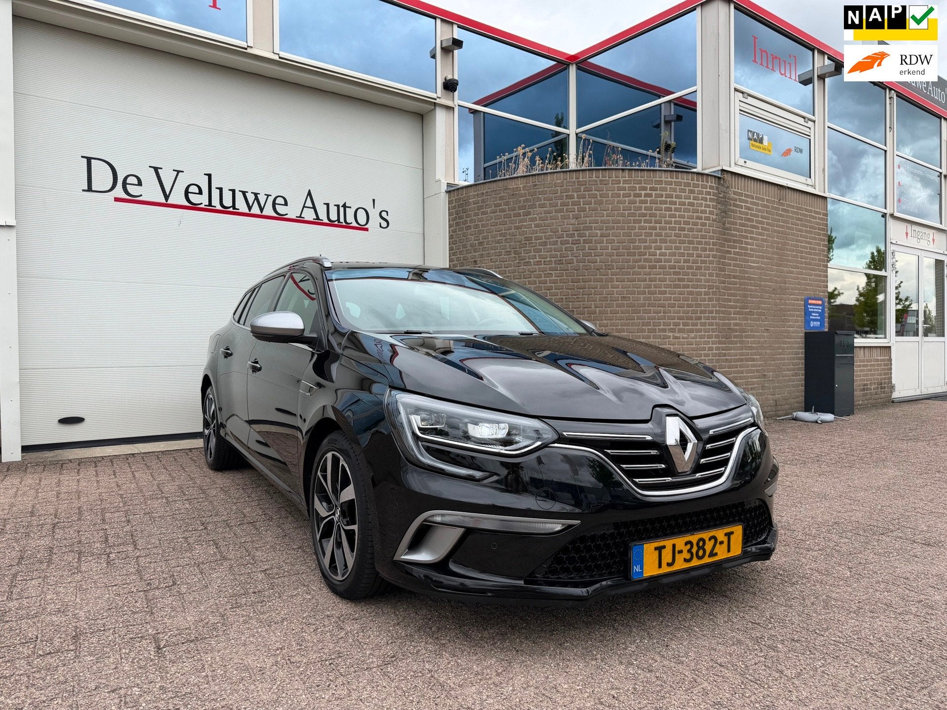 Renault Mégane Estate 1.2 TCe GT-Line|BOSE|CAM|KEYLESS|SFEE, Auto's, Dealer onderhouden, Gebruikt, 4 cilinders, Parkeersensor
