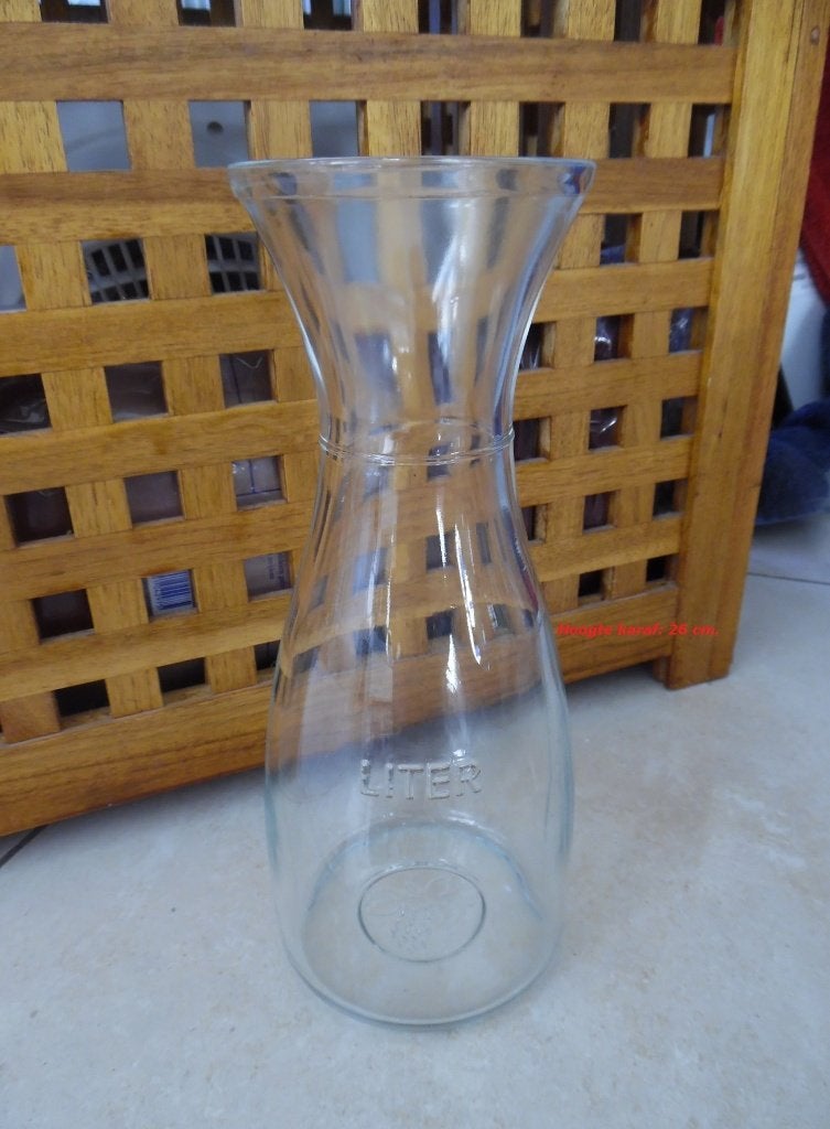 Hoge glazen karaf met een inhoud van 1 liter (hoogte: 26 cm), Nieuw, Ophalen of Verzenden, Wit, Overige merken