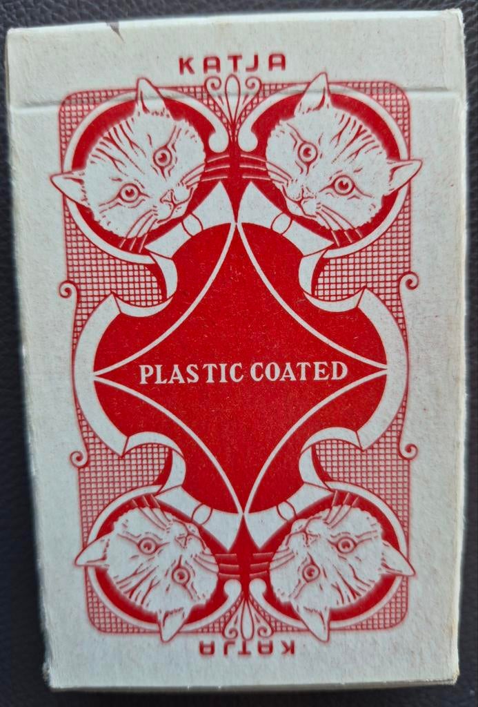 Vintage Katja speelkaarten - Plastic Coated, Een of twee spelers, Ophalen of Verzenden, Gebruikt, Katja