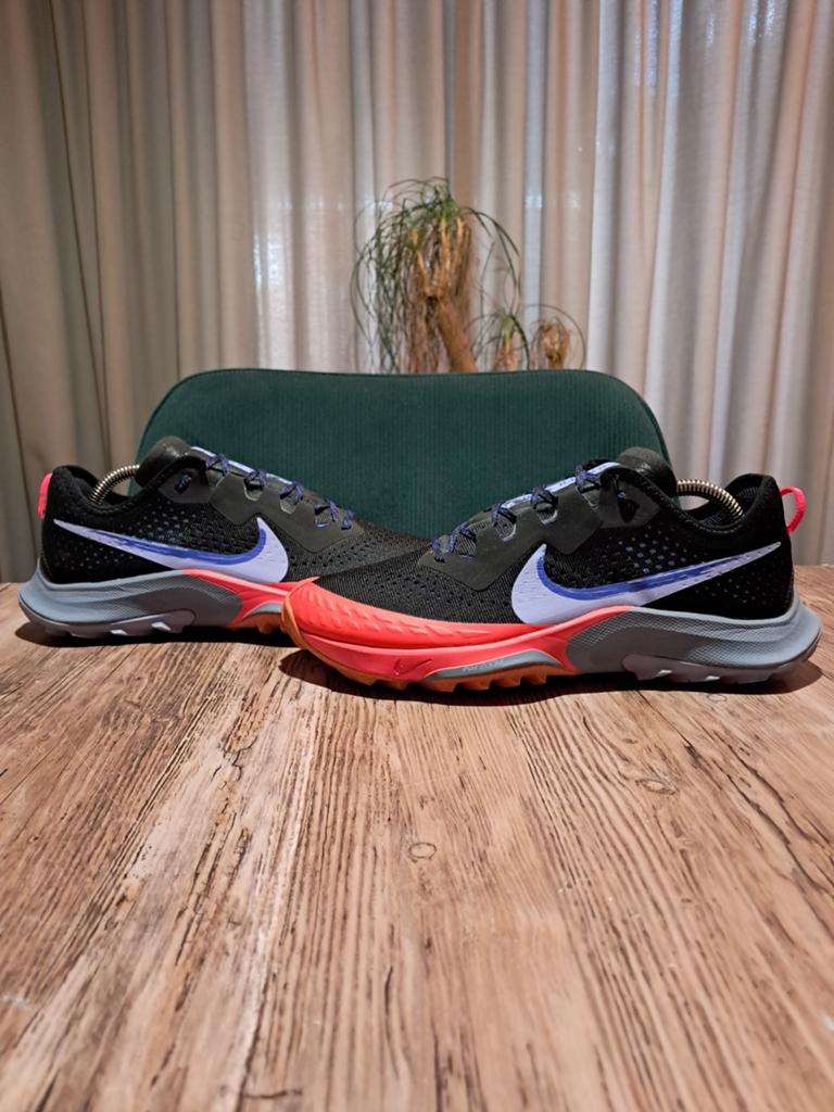 Nike Trail Air Zoom Terra Kiger 7 'Flash Crimson' Size 41, Zwart, Nike, Zo goed als nieuw, Wandelschoenen