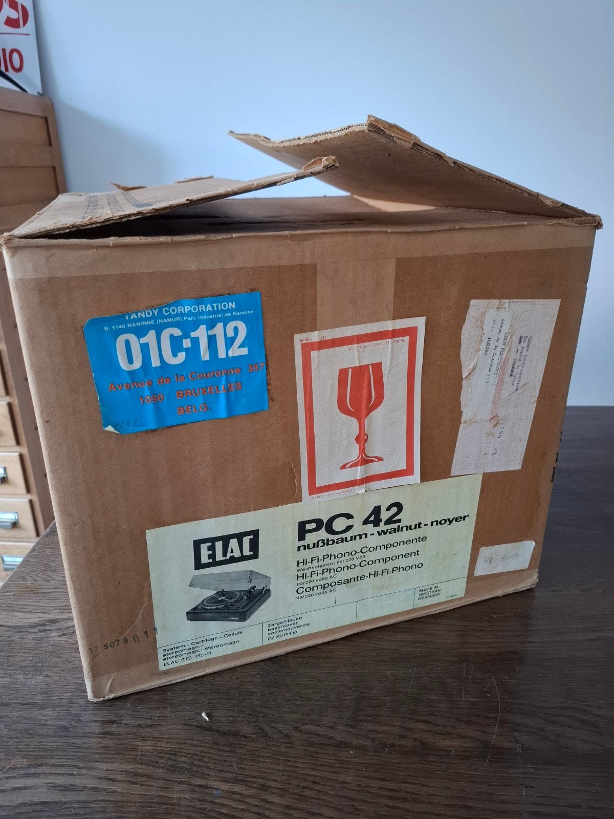 Elac PC 42 draaitafel nieuw in de doos, Ophalen of Verzenden, Nieuw, Platenspeler, Overige merken