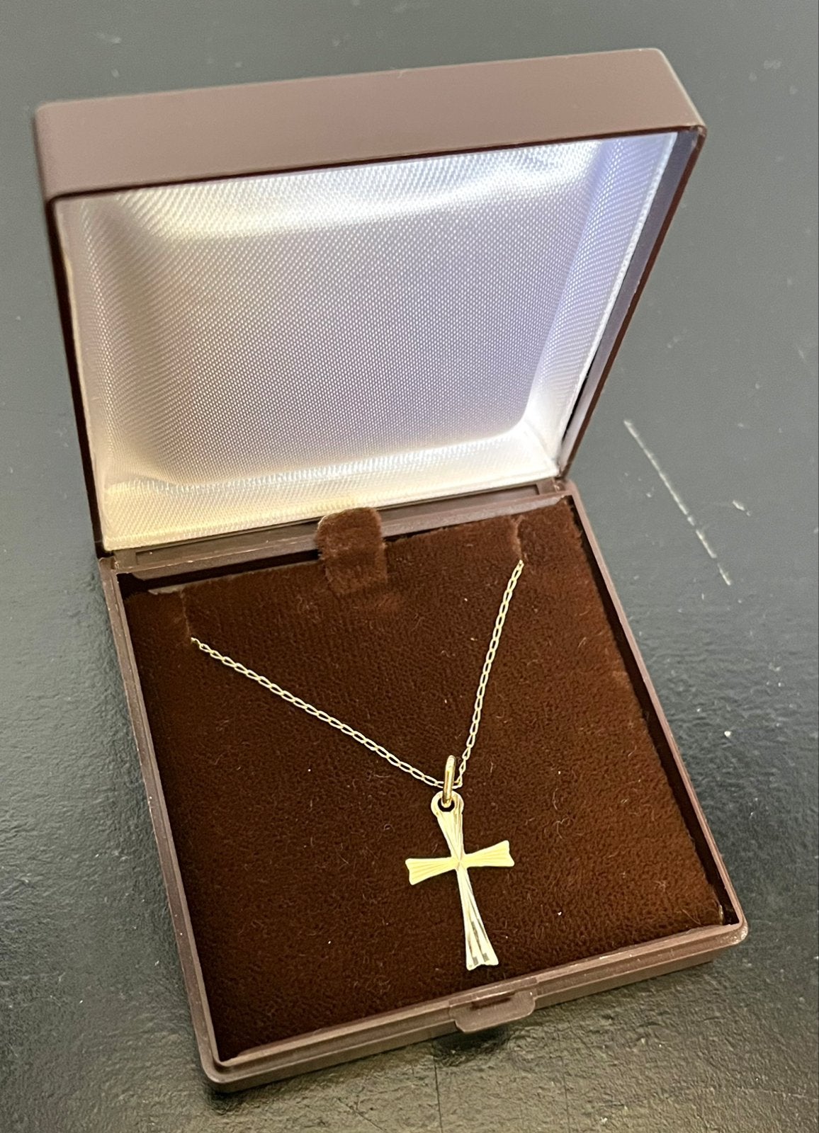 14 karaat(585) Gouden ketting + kruis hanger ✨️nieuwstaat✨️, Met hanger, Verzenden, Zo goed als nieuw, Goud