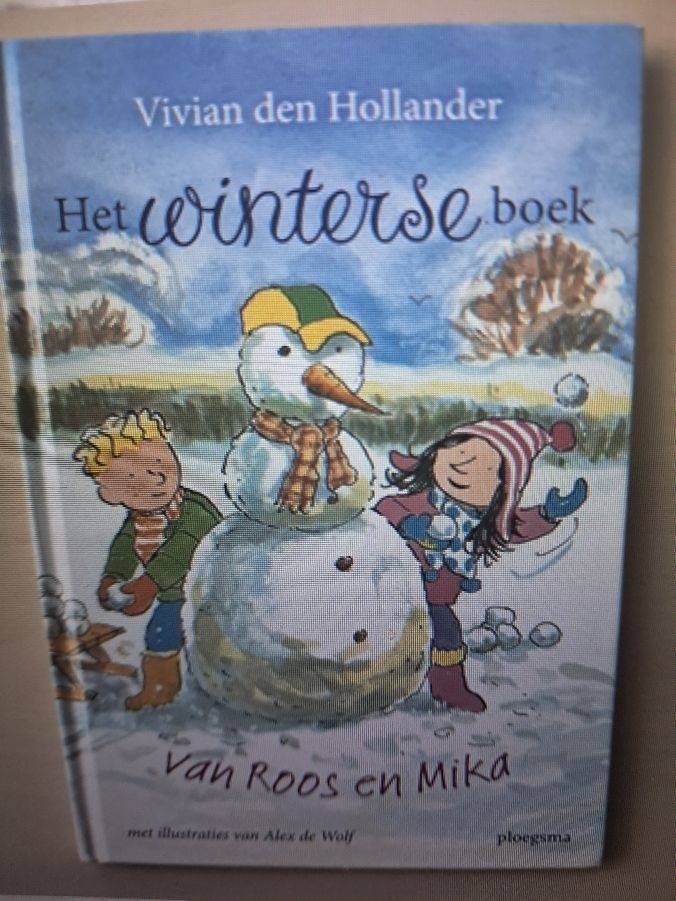 het winterse boek van roos en mika vivian den hollander, Ophalen of Verzenden, Nieuw, Fictie algemeen