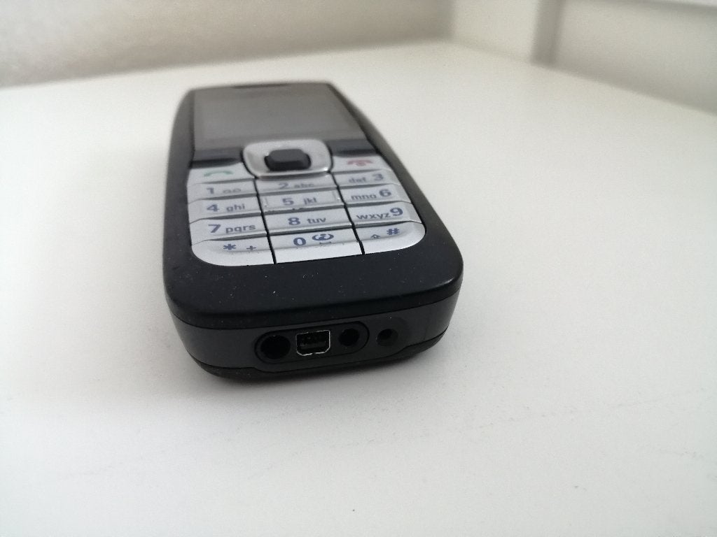 WEG=WEG!! ROBUUSTE NOKIA 2610 KLASSIEKE MOBIELE TELEFOON, Gebruikt, Verzenden, Geen camera, Fysiek toetsenbord