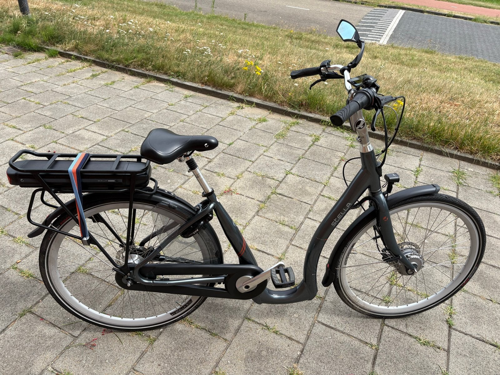 Prachtige Stella Nantes E-bike Nieuwstaat, Zo goed als nieuw, 51 tot 55 cm, 50 km per accu of meer, Ophalen