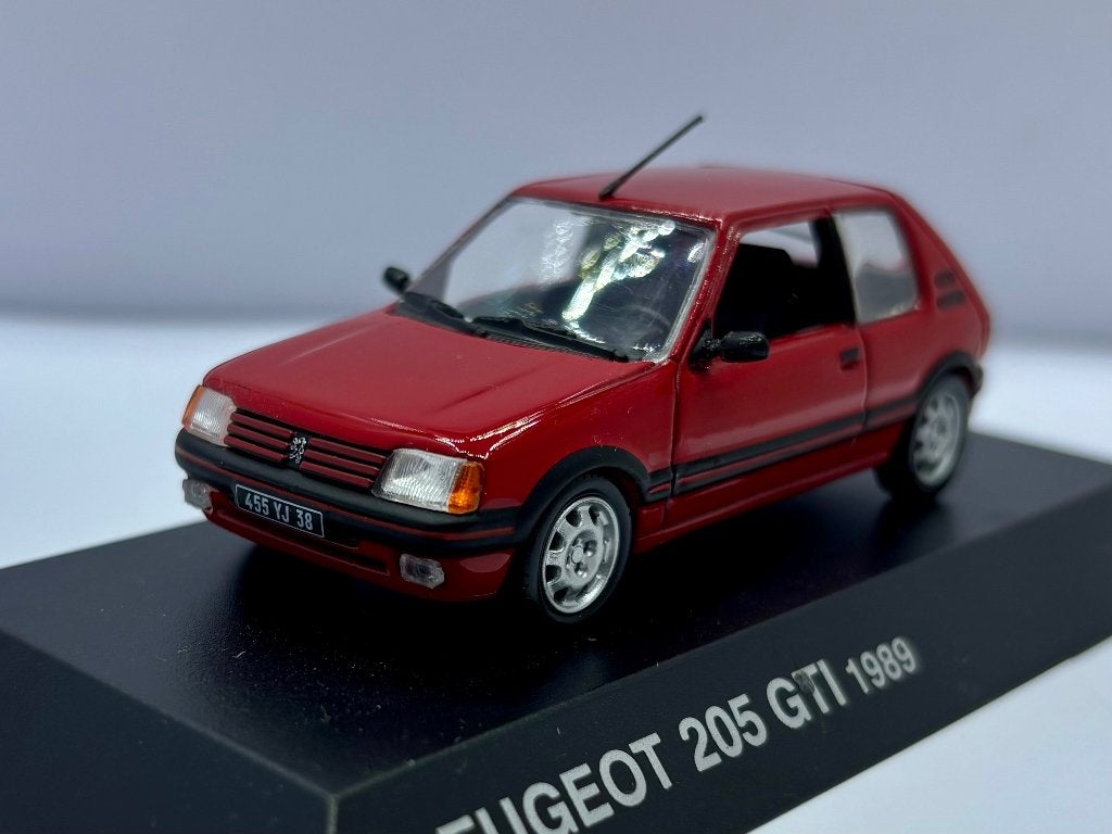 1:43  peugeot 205 GTI 1989, Ophalen of Verzenden, Zo goed als nieuw, Auto, Overige merken