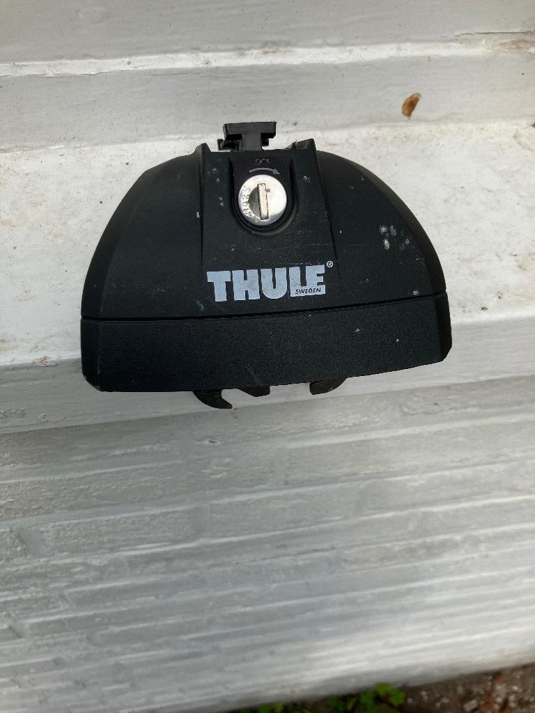Thule voetenset 753 met kit 3006 voor Opel, Auto diversen, Dakdragers, Ophalen of Verzenden, Zo goed als nieuw