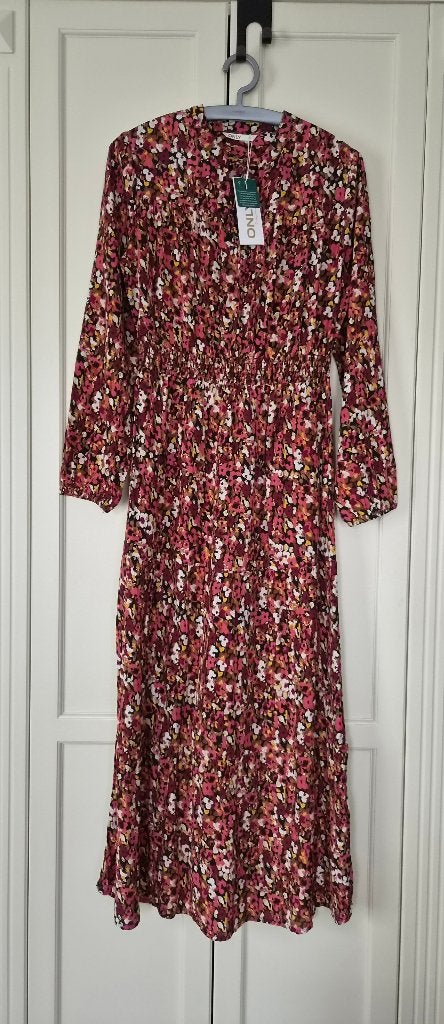 Nieuw! Only maxi dress, kleurrijk, bloemen, maat 38, Kleding | Dames, Maat 38/40 (M), Nieuw, Ophalen of Verzenden, Onder de knie