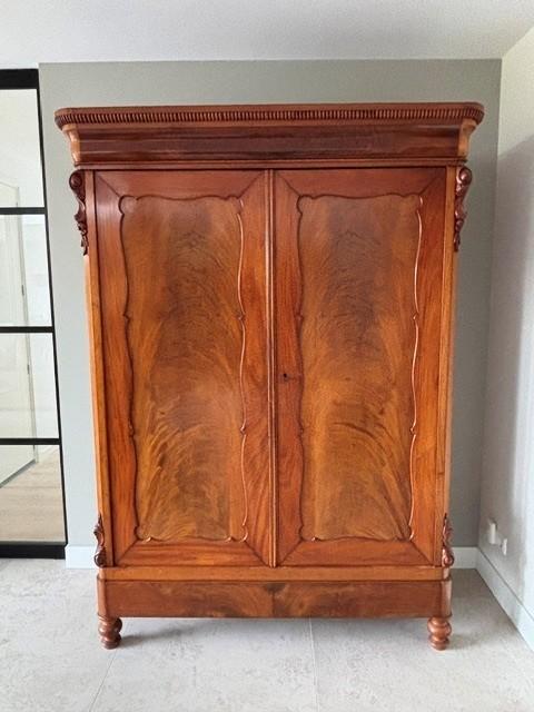 antieke mahonie biedermeier meidenkast in zeer goede staat, Antiek en Kunst, Antiek | Meubels | Kasten, Ophalen