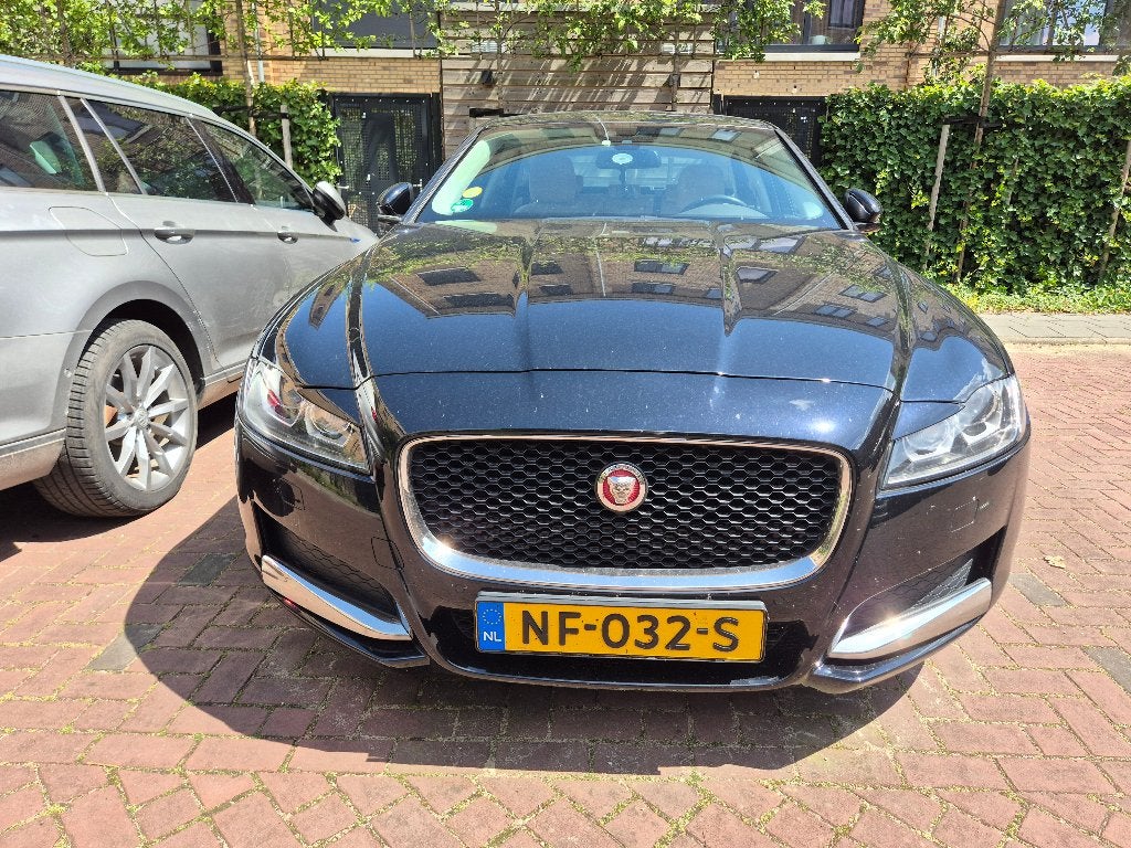 Jaguar XF 2.0 E-performance 163pk Aut 2017 Zwart, Automaat, Achterwielaandrijving, 4 cilinders, 24 km/l