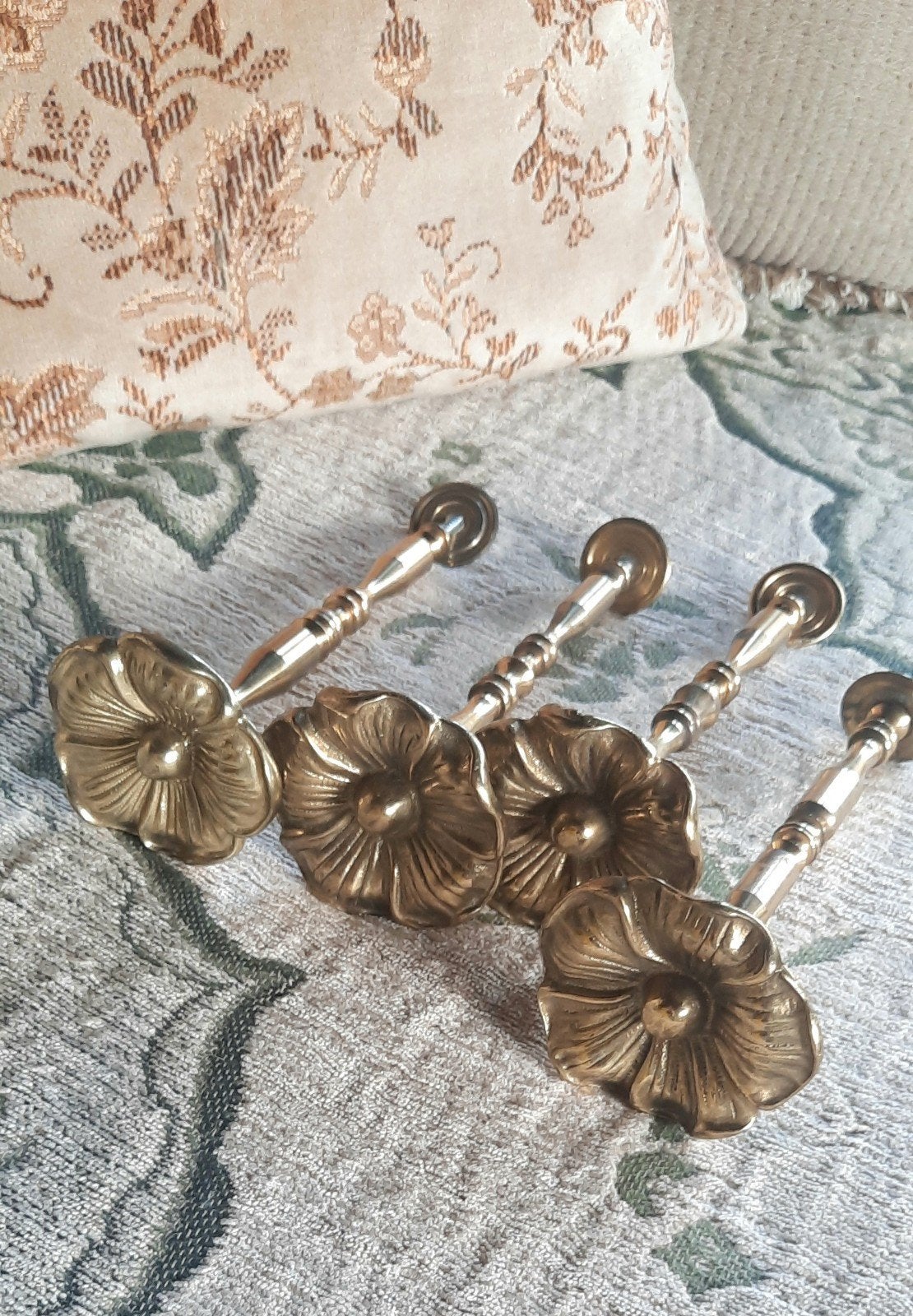 Set van 4 massief messing bloem gordijnhouders embrasse, Ophalen of Verzenden, Koper