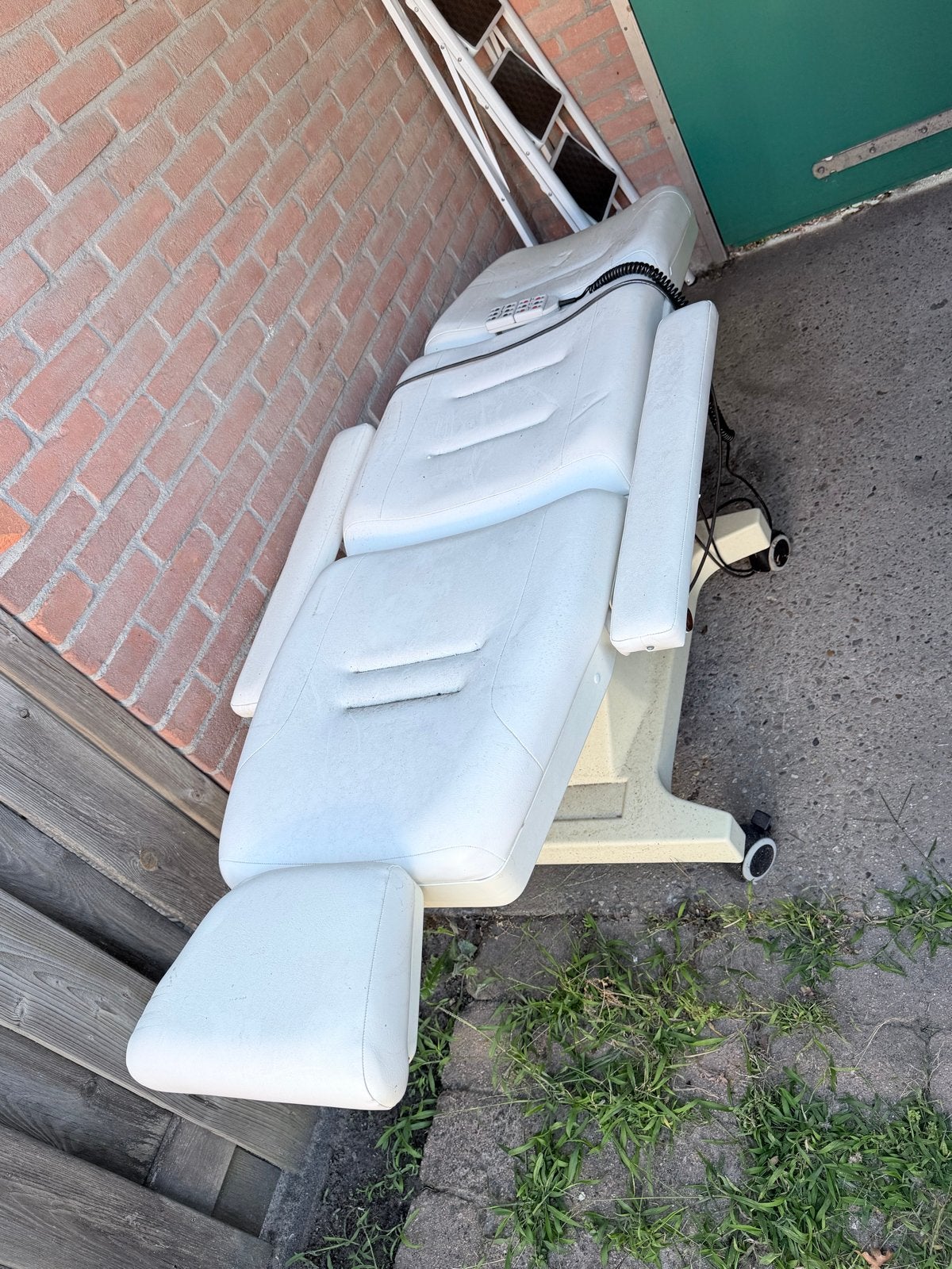 Witte behandelstoel/massagestoel, Kunststof, Gebruikt, Wit, Ophalen of Verzenden