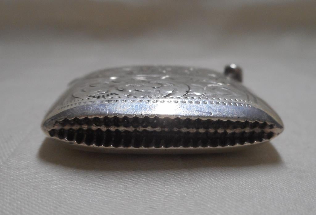 Antiek Engels zilveren luciferdoosje (Vesta case) nr.479, Verzenden, Zilver