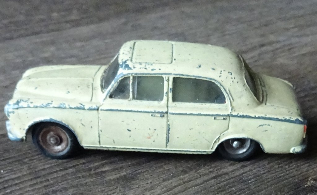 Dinky Toys Peugeot 403, Ophalen of Verzenden, Gebruikt, Auto, Dinky Toys