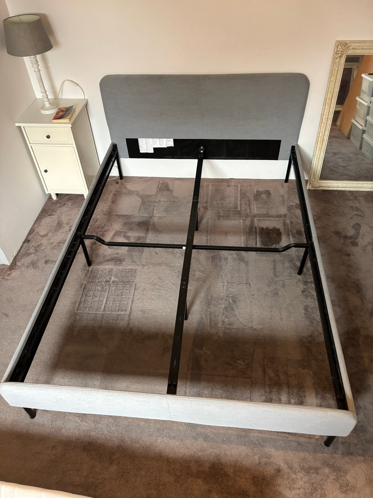 IKEA Bedframe Slattum 140x200 cm - ZGAN, Ophalen, Tweepersoons, 140 cm, Zo goed als nieuw